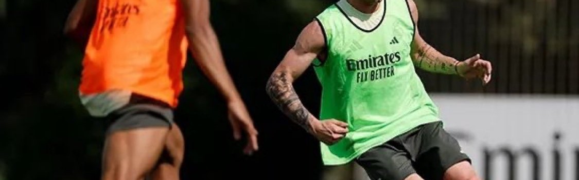 马斯坦托诺：非常开心完成首次训练，队友们的技术水准令人惊叹