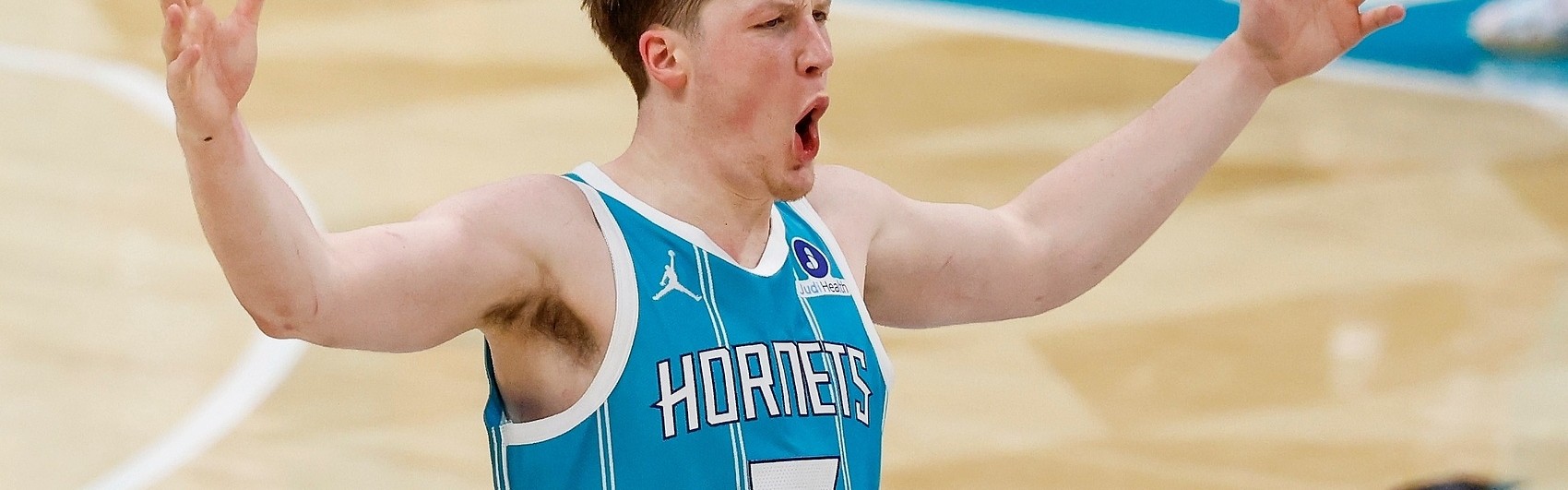 必发下载-麦坎茨：克尼佩尔像克莱 但他的组织能力和控球要更好一些