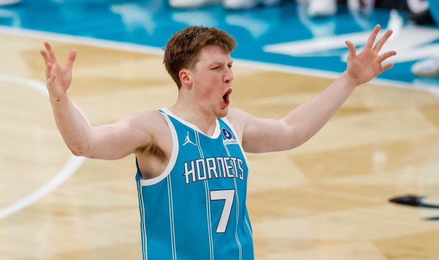 必发下载-麦坎茨：克尼佩尔像克莱 但他的组织能力和控球要更好一些