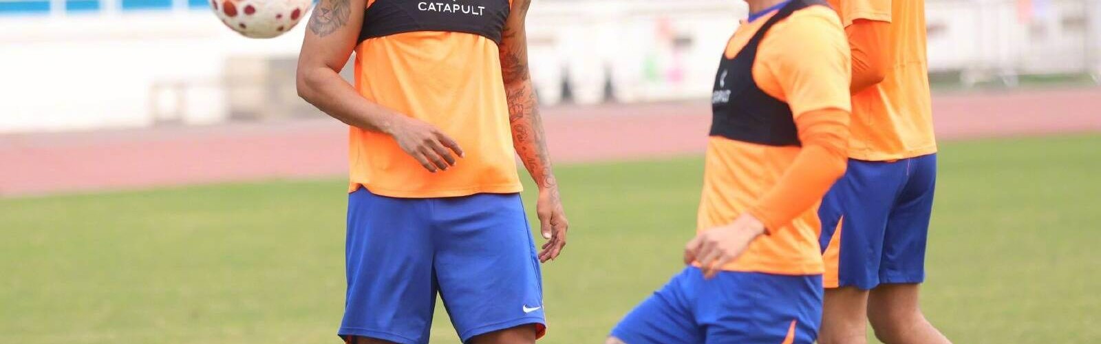 必发-泰山队赛季球衣号码有变化 彭啸改穿3号 谢文能变7号