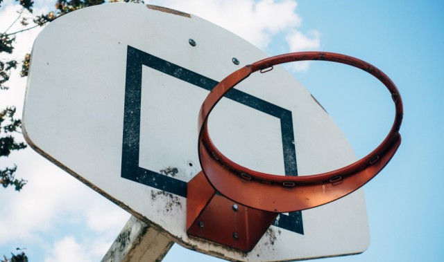 CBA季后赛四强直播：山西vs北京视频直播在线（4月27日）CCTV5将有直播！