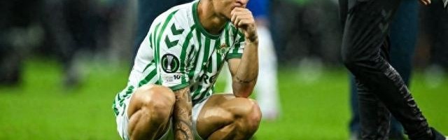 必发下载-保真吗？记者：安东尼转会贝蒂斯已达原则性协议，租借+可选买断